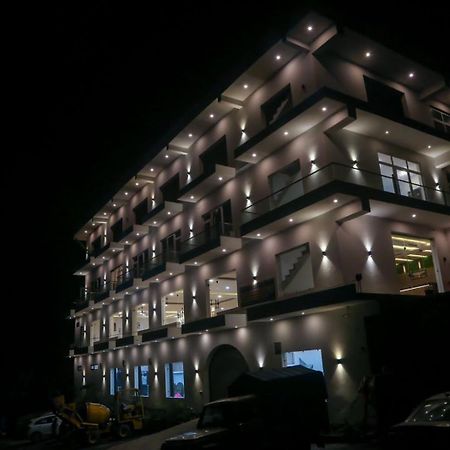 Hotel Candle Wood ชามบา ภายนอก รูปภาพ